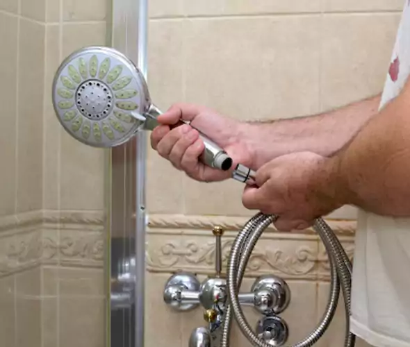 Professional Shower Repair Specialist in Plantation, FL: Schedule Affordable Shower Services with Us