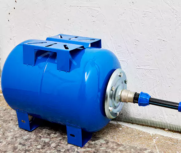 Expert Plumber for Well Pressure Tank Replacement in Plantation, FL: Schedule Affordable Tank Replacement Services with Us