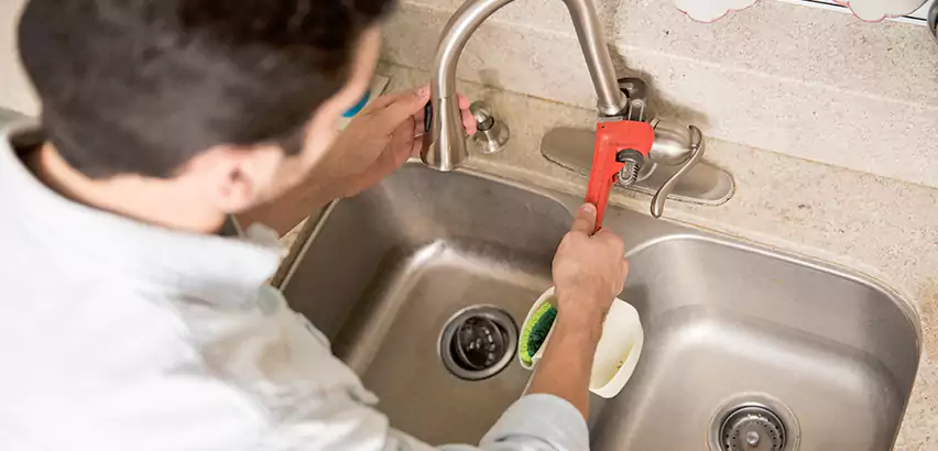 Faucet Repair in Plantation