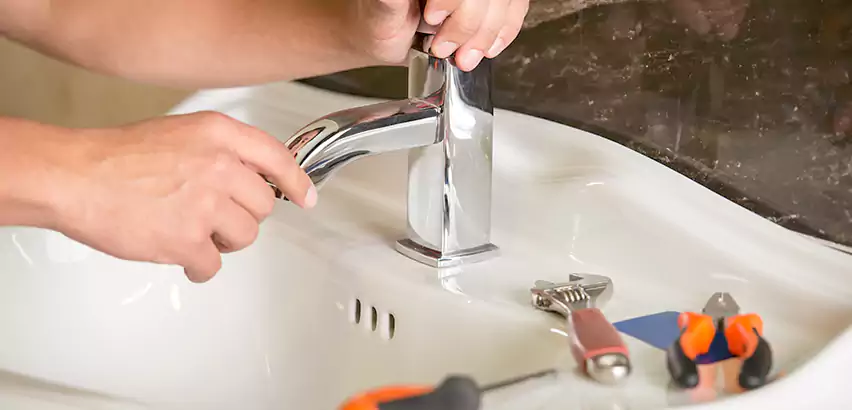 Bathtub Faucet Replacement in Plantation